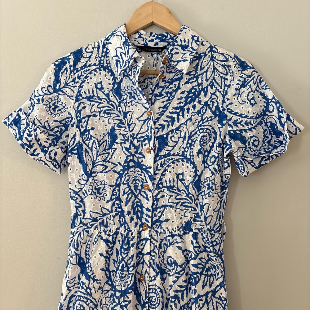 Zara Eyelet Blue White Paisley Summer Midi Dress Size XS Boho Vacation Dress - Picture 9 of 13